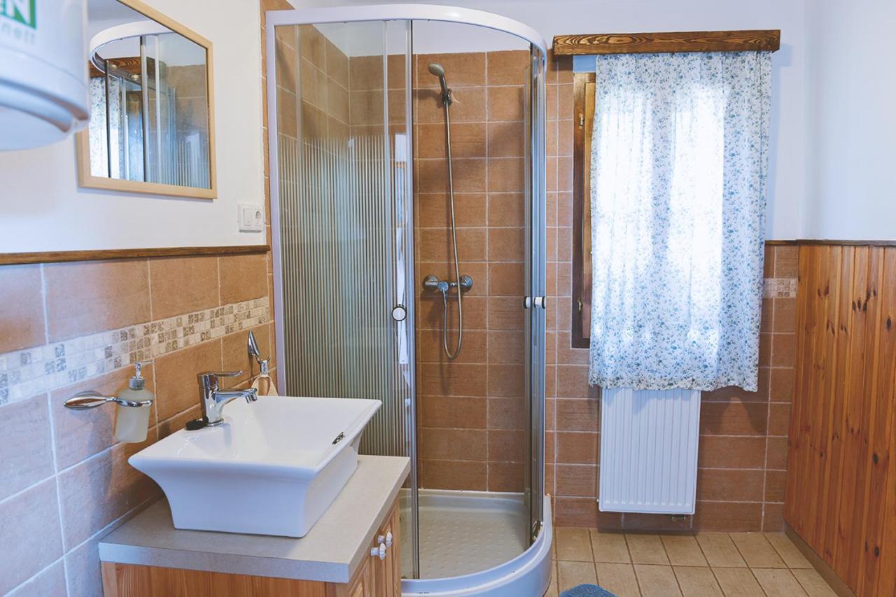 Sun City Vizisport Paradicsom Hodmezovasarhely Luaran gambar