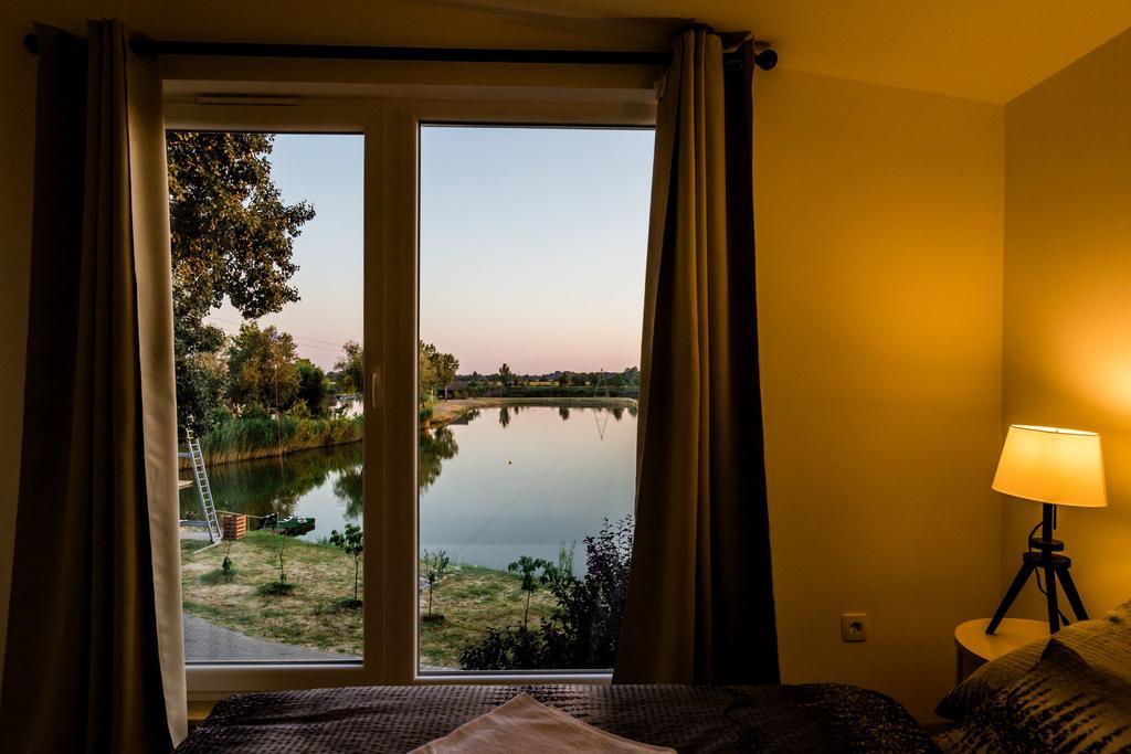 Sun City Vizisport Paradicsom Hodmezovasarhely Luaran gambar